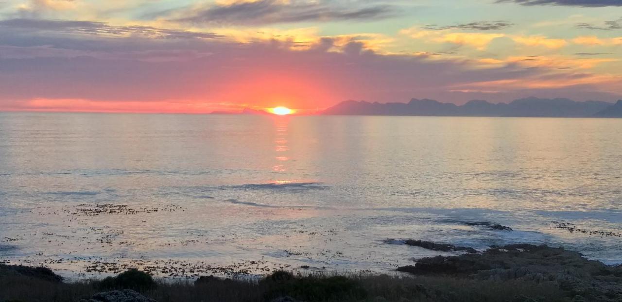 Wave Dancer Bed & Breakfast Gansbaai Luaran gambar